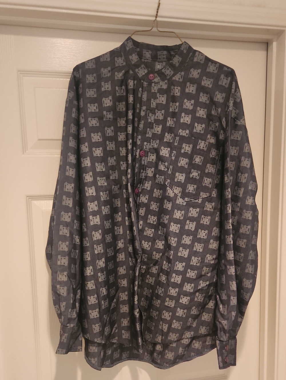 Gray Patterned Casual Button-Down Shirt - Gray